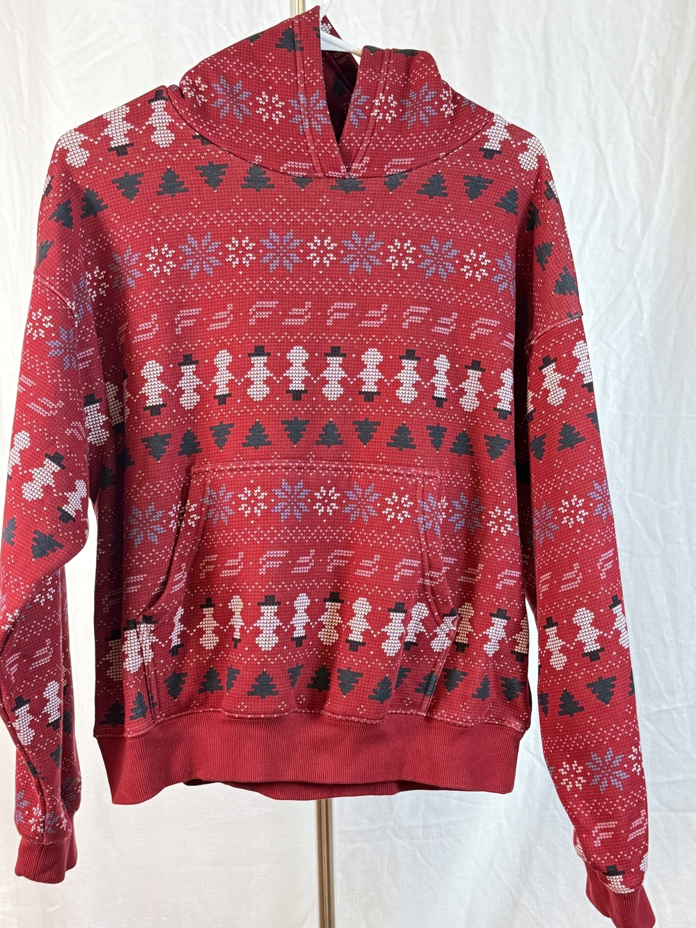 Fabletics Red Holiday Christmas Fair Isle Hoodie Sweatshirt sz Medium